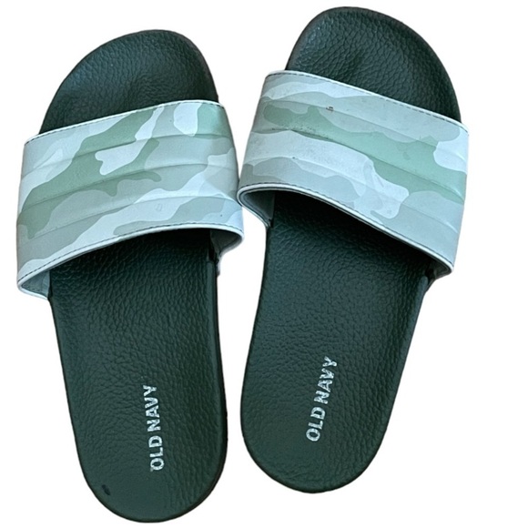 Old Navy Olive Camo Pool Slip Ons - Picture 2 of 6